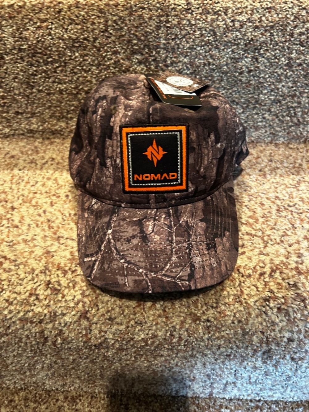Nomad camouflage snap back trucker hat cap  NWT